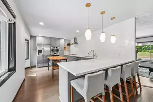 5558 Chatsworth St N, Shoreview, MN 55126 - Photo 12