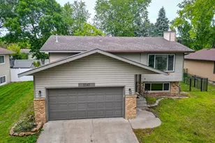 2041 Northway Cir, Saint Cloud, MN 56303 - Photo 2