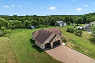 439 Jordyn Ln, Hudson, WI 54016 - Photo 30