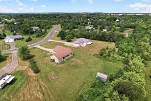 439 Jordyn Ln, Hudson, WI 54016 - Photo 32