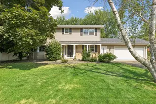 2000 Orkla Dr, Golden Valley, MN 55427 - Photo 6