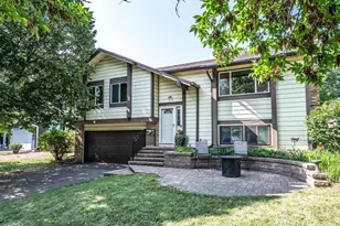 1401 Raleigh Dr, Burnsville, MN 55337 - Photo 4