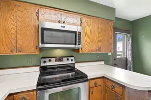 211 4th Ave NW, Blooming Prairie, MN 55917 - Photo 18