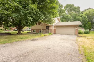 509 Spruce St, Alexandria, MN 56308 - Photo 1