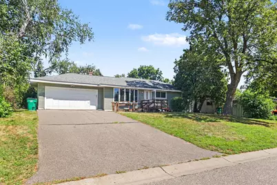 217 Dawn Avenue, Shoreview, MN 55126 - Photo 2