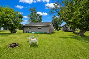 617 E Minnesota Ave, Randall, MN 56475 - Photo 2