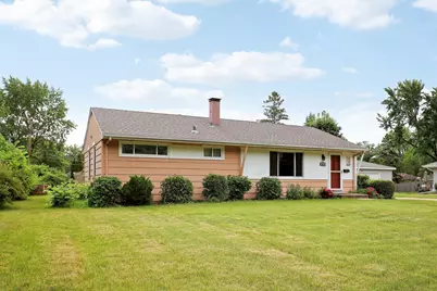 10519 Thomas Avenue S, Bloomington, MN 55431 - Photo 4