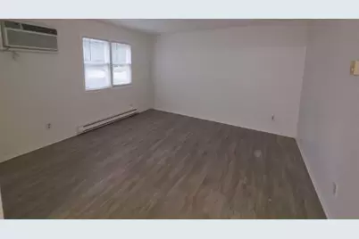 913 Marion Street, Saint Paul, MN 55117 - Photo 12