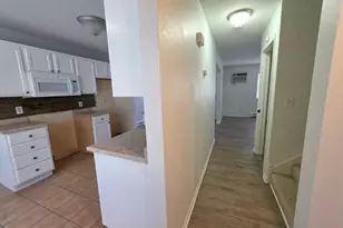 913 Marion St, Saint Paul, MN 55117 - Photo 8