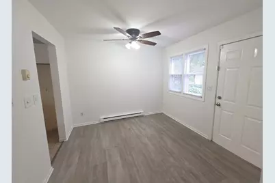 913 Marion Street, Saint Paul, MN 55117 - Photo 10