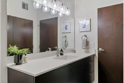 618 Washington Avenue N #306, Minneapolis, MN 55401 - Photo 30