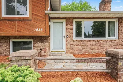 1935 Timber Wolf Trail S, Eagan, MN 55122 - Photo 4