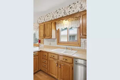 1973 Maryland Avenue E, Saint Paul, MN 55119 - Photo 12