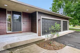 5611 Maves Trail SE, Prior Lake, MN 55372 - Photo 2