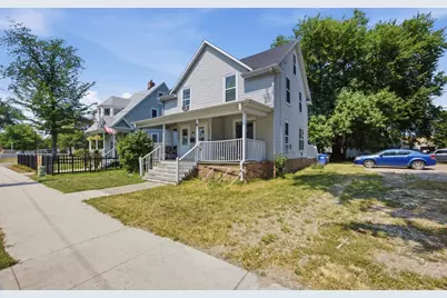 1121 3rd Avenue N, Fargo, ND 58102 - Photo 2
