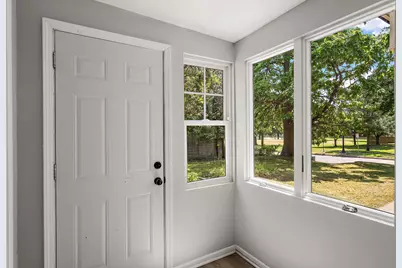 820 18th Avenue N, Minneapolis, MN 55411 - Photo 16