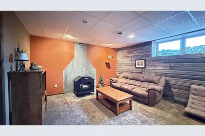 237 E Dahlstrom Avenue, Appleton, MN 56208 - Photo 40