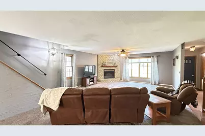 237 E Dahlstrom Avenue, Appleton, MN 56208 - Photo 16