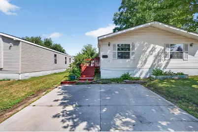 2679 Ryan Drive, Maplewood, MN 55119 - Photo 2