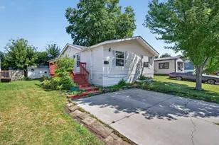 2679 Ryan Dr, Maplewood, MN 55119 - Photo 1