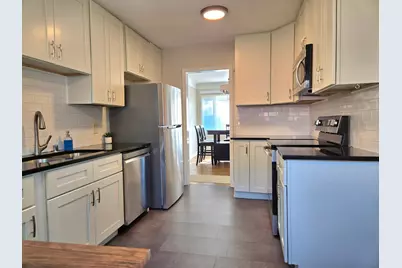 1736 E Shore Drive, Maplewood, MN 55109 - Photo 16