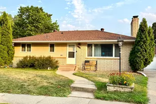 2226 Cardinal Pl, Saint Paul, MN 55119 - Photo 1