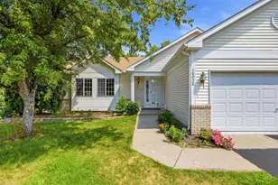 16036 Goodview Ct, Lakeville, MN 55044 - Photo 2