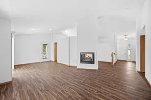 16036 Goodview Ct, Lakeville, MN 55044 - Photo 6