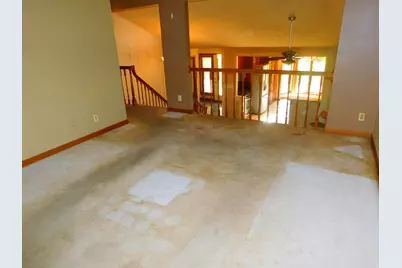 2091 Oakridge Street, Saint Paul, MN 55119 - Photo 12