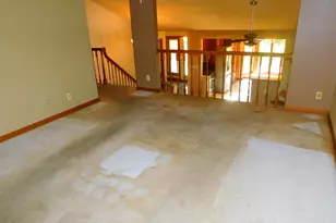 2091 Oakridge St, Saint Paul, MN 55119 - Photo 12