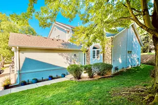 915 Kimberly Ln, Chanhassen, MN 55317 - Photo 2