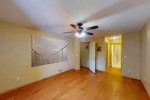 915 Kimberly Ln, Chanhassen, MN 55317 - Photo 24