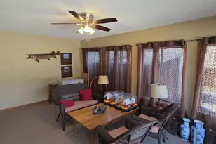 171 Red Oaks Dr, Vadnais Heights, MN 55127 - Photo 20
