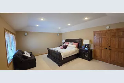 171 Red Oaks Drive, Vadnais Heights, MN 55127 - Photo 24