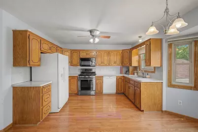 11216 Wisconsin Avenue N, Champlin, MN 55316 - Photo 10