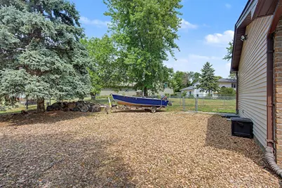 11216 Wisconsin Avenue N, Champlin, MN 55316 - Photo 32