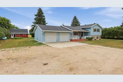 9424 70th Street S, Sabin, MN 56580 - Photo 2