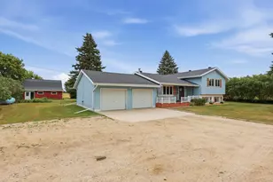 9424 70th St S, Sabin, MN 56580 - Photo 2