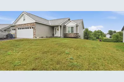 526 3rd Avenue NE, Lonsdale, MN 55046 - Photo 2