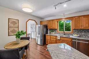 8585 Chanhassen Hills Dr S, Chanhassen, MN 55317 - Photo 12