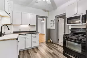 894 Beech St, Saint Paul, MN 55106 - Photo 18