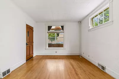 894 Beech Street, Saint Paul, MN 55106 - Photo 10