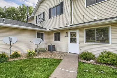 11345 Ibis Street NW, Coon Rapids, MN 55433 - Photo 2