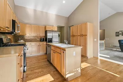 4737 Zane Avenue N, Crystal, MN 55429 - Photo 8