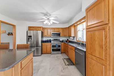 190 Benson Drive, Lewiston, MN 55952 - Photo 2
