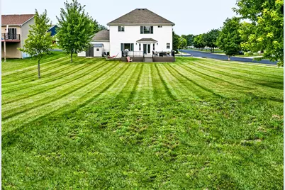 1121 Jasmine Lane, Jordan, MN 55352 - Photo 4