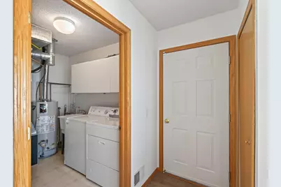 10478 Bay View Lane, Woodbury, MN 55129 - Photo 38
