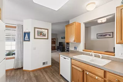 10478 Bay View Lane, Woodbury, MN 55129 - Photo 18