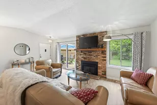 9601 Lonsdale Cir, Minnetonka, MN 55305 - Photo 12