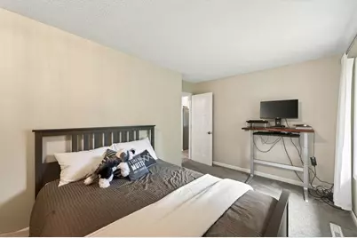 9601 Lonsdale Circle, Hopkins, MN 55305 - Photo 18